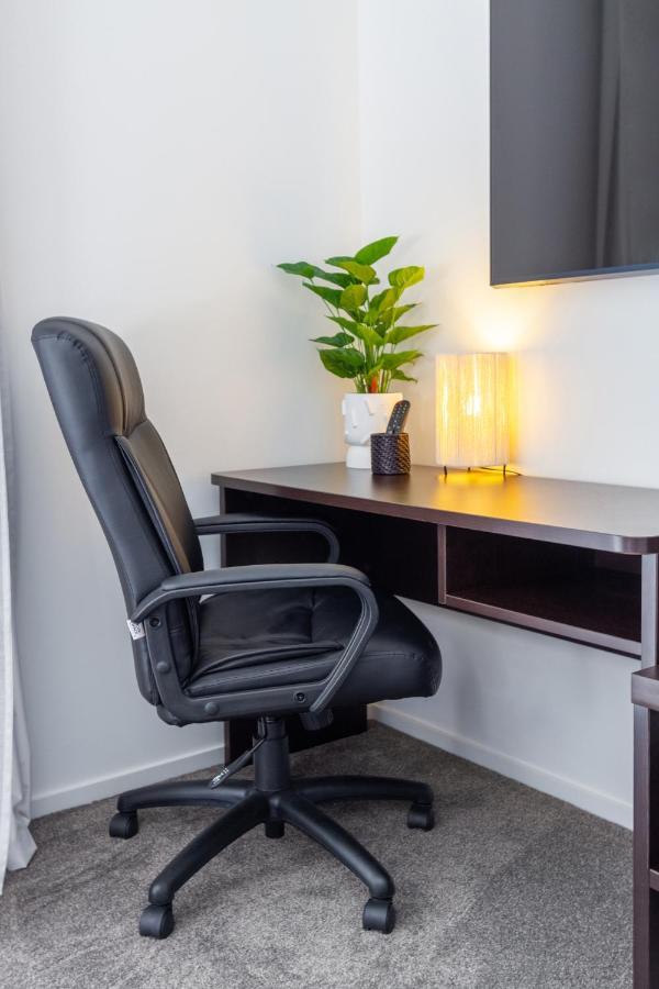 Walk To Riverside Market 4 Bed 4 Bath With Car Park Κράισττσερτς Εξωτερικό φωτογραφία